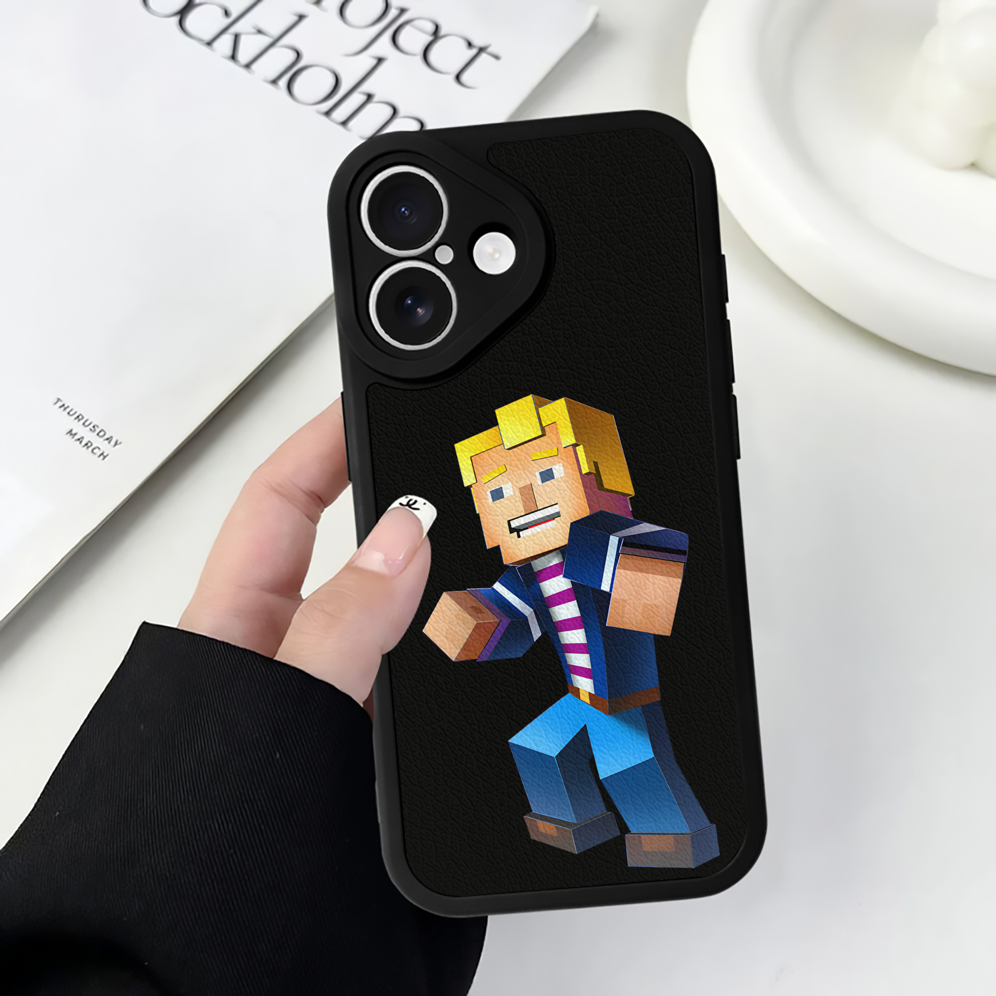 （画像用） マインクラフト ブロックの世界 Minecraft MC Block world 【iPhone 16シリーズ対応】シリコンスマホケース（レザー調） 材質：シリコン